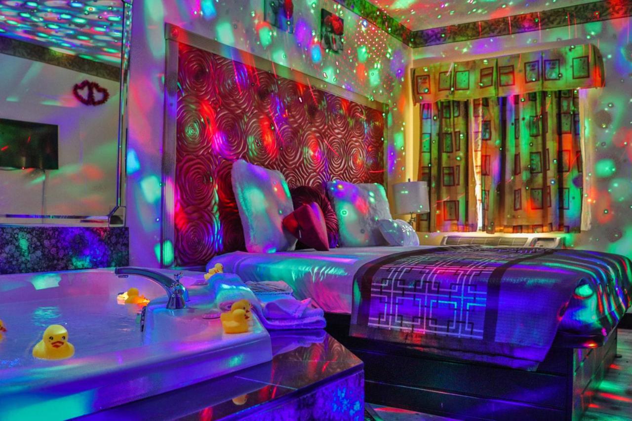 Luxe Romantic Suites Dolton Buitenkant foto