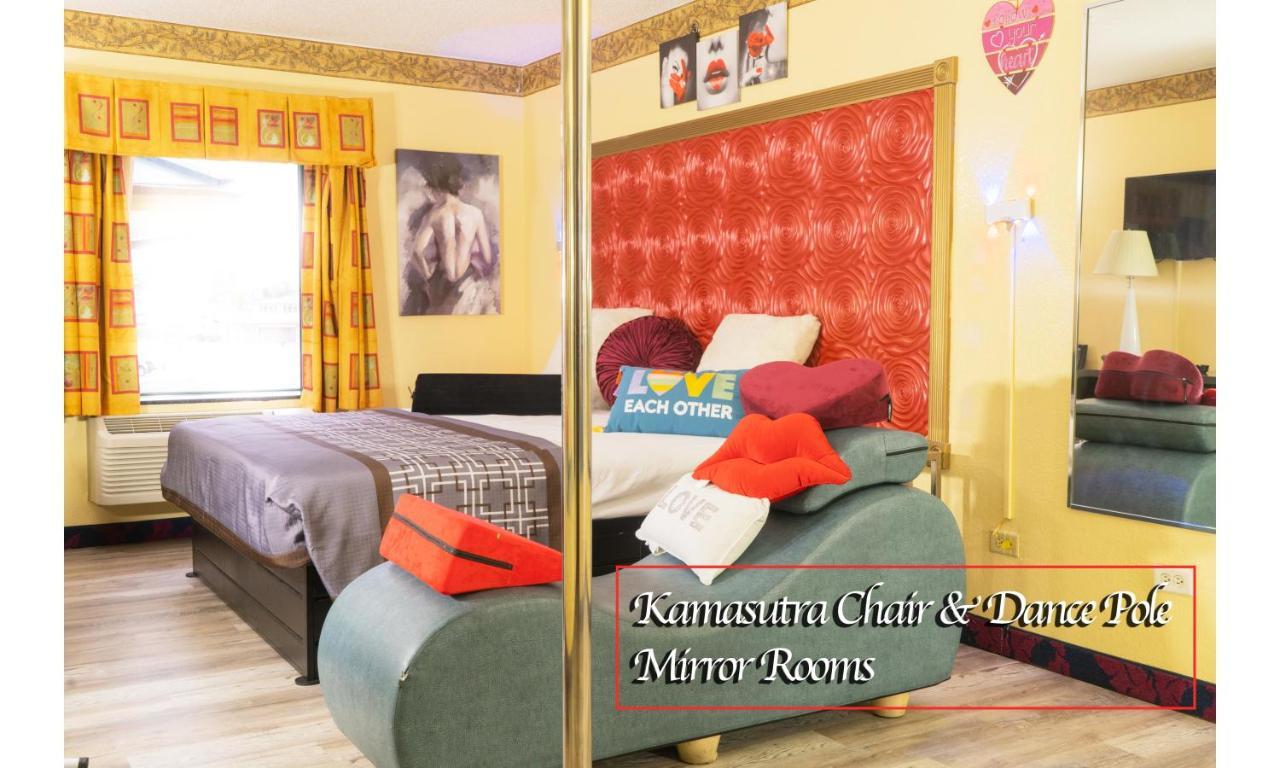 Luxe Romantic Suites Dolton Buitenkant foto
