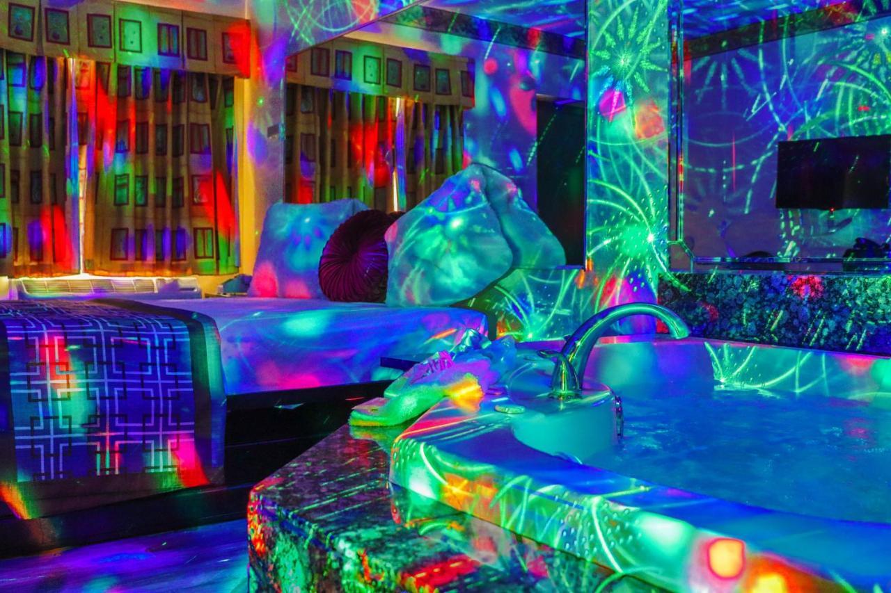 Luxe Romantic Suites Dolton Buitenkant foto