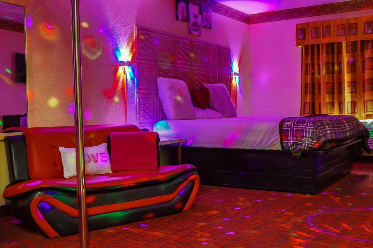 Luxe Romantic Suites Dolton Buitenkant foto