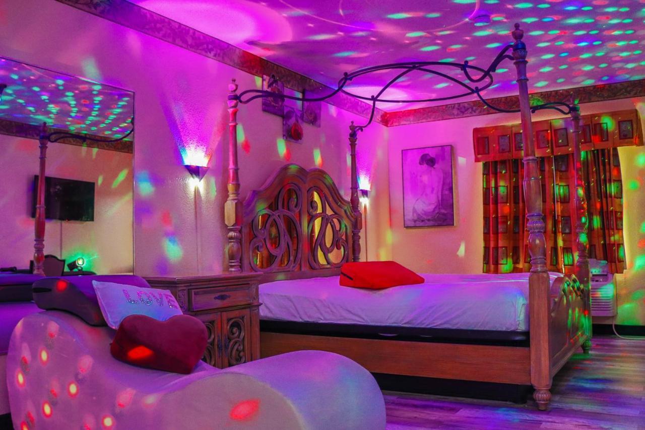 Luxe Romantic Suites Dolton Buitenkant foto