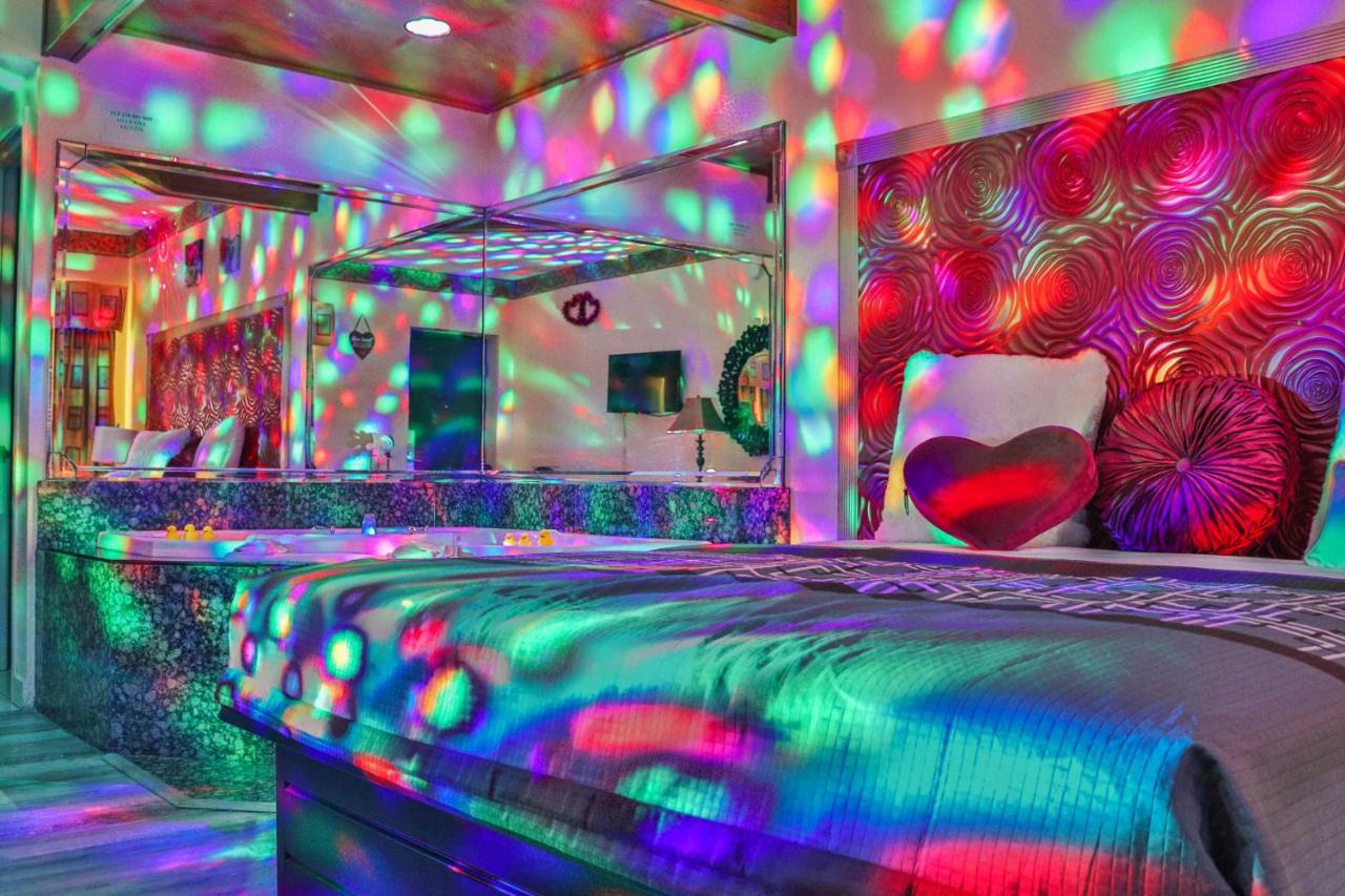 Luxe Romantic Suites Dolton Buitenkant foto