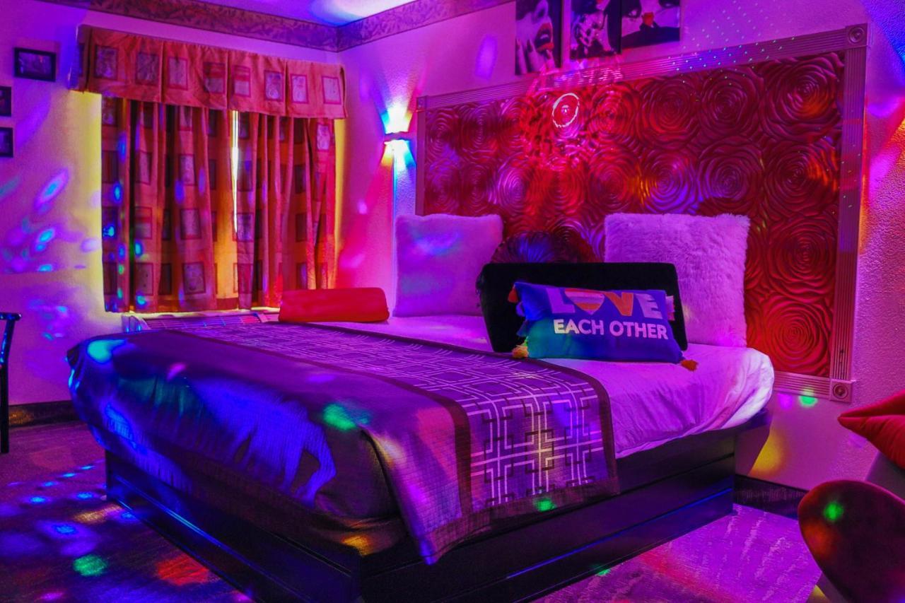 Luxe Romantic Suites Dolton Buitenkant foto